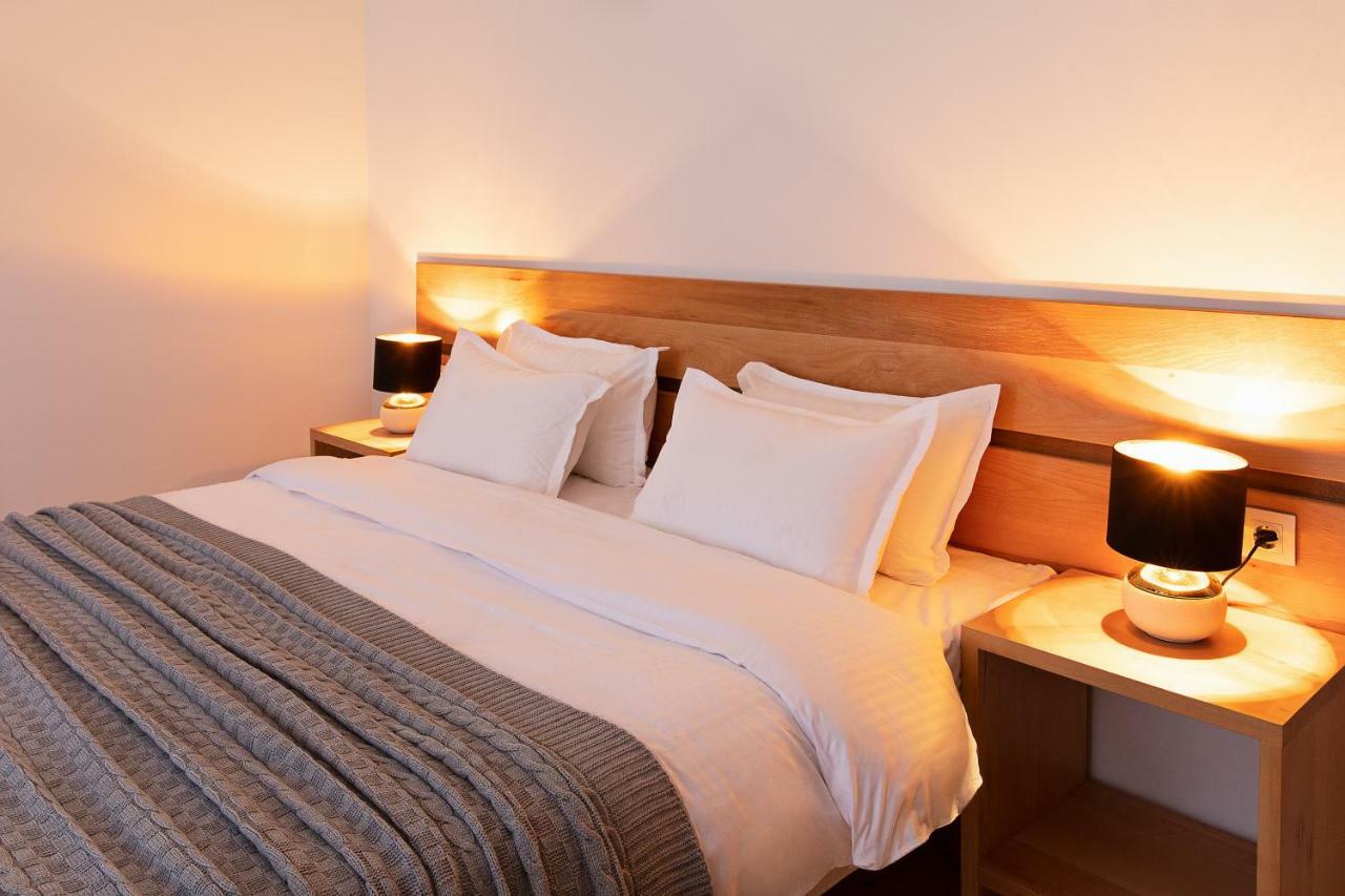 Hotel Posta Mestia Bagian luar foto
