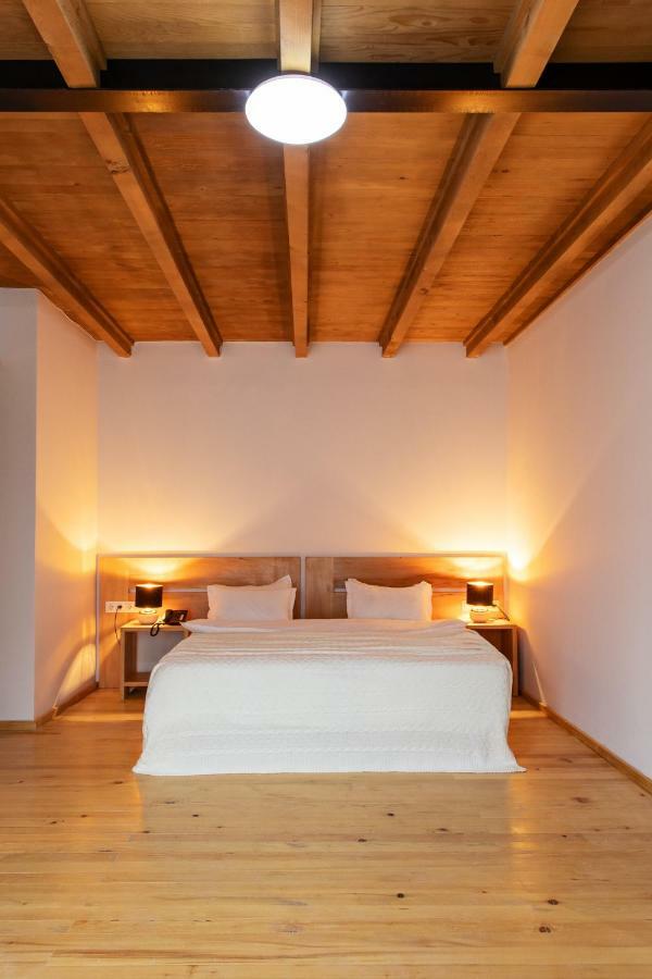Hotel Posta Mestia Bagian luar foto